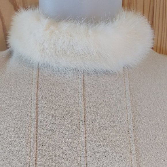 Vintage Stegari Fur Trimmed Beige Dress Jackie Kennedy Style Small Xtra Small - Picture 2 of 12